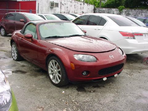 Mazda MX-5 Miata 2006 photo 3