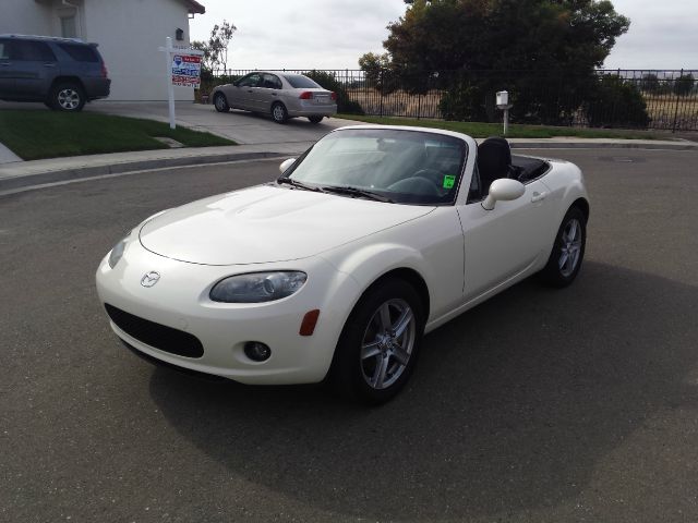 Mazda MX-5 Miata 2006 photo 1