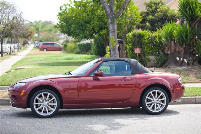 Mazda MX-5 Miata Unknown Convertible