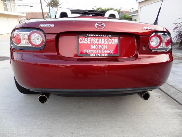 Mazda MX-5 Miata 2006 photo 3