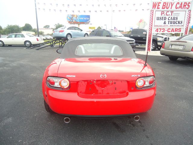 Mazda MX-5 Miata 2006 photo 4