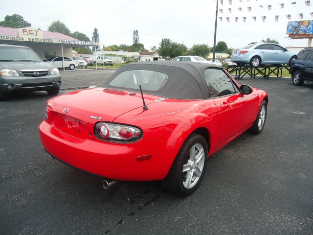Mazda MX-5 Miata 2006 photo 5
