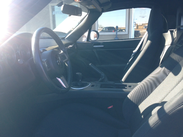 Mazda MX-5 Miata 2006 photo 3