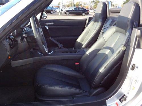 Mazda MX-5 Miata 2007 photo 2