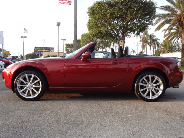 Mazda MX-5 Miata 2007 photo 1