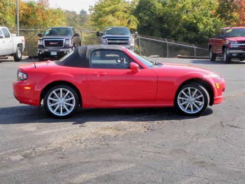 Mazda MX-5 Miata 2007 photo 2