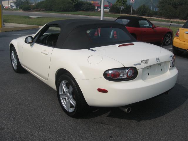 Mazda MX-5 Miata 2007 photo 1