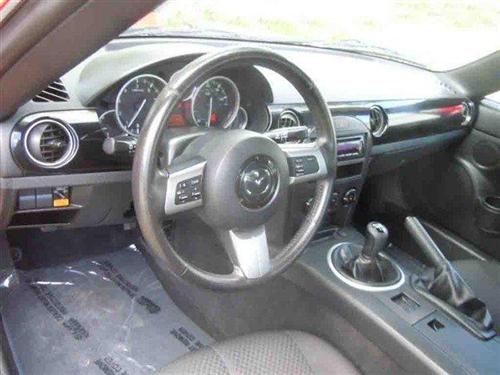 Mazda MX-5 Miata 2007 photo 2