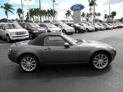Mazda MX-5 Miata 2007 photo 2