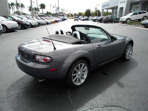 Mazda MX-5 Miata 2007 photo 4