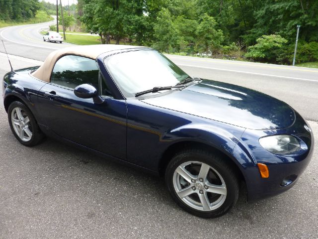 Mazda MX-5 Miata 2007 photo 1
