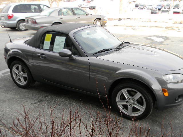 Mazda MX-5 Miata 2007 photo 3