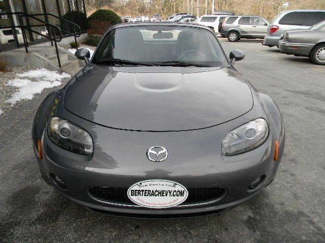 Mazda MX-5 Miata 2007 photo 4