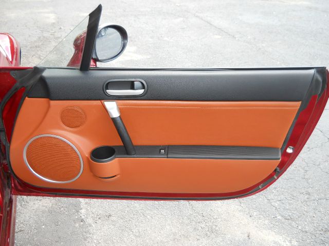 Mazda MX-5 Miata 2007 photo 4