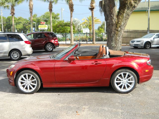 Mazda MX-5 Miata 2007 photo 6