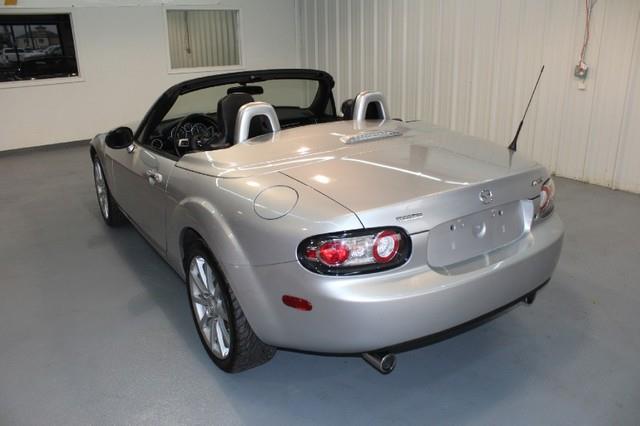 Mazda MX-5 Miata GSX Convertible