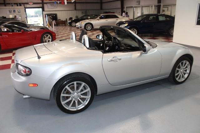 Mazda MX-5 Miata 2008 photo 3