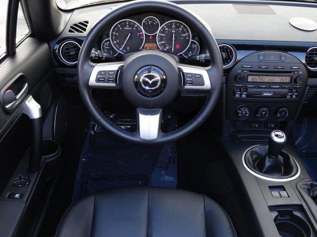 Mazda MX-5 Miata 2008 photo 2