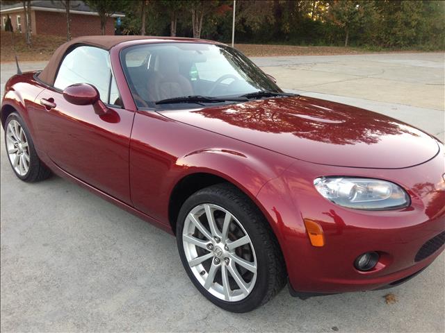 Mazda MX-5 Miata 2008 photo 2