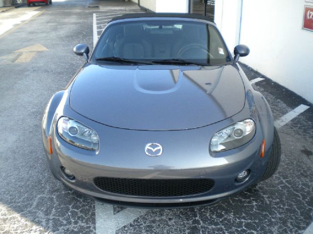 Mazda MX-5 Miata 2008 photo 4