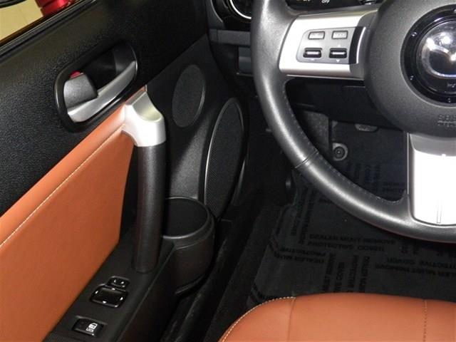 Mazda MX-5 Miata 2008 photo 11