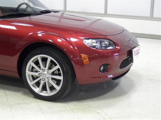 Mazda MX-5 Miata 2008 photo 36