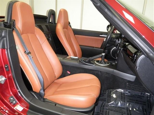 Mazda MX-5 Miata 2008 photo 42
