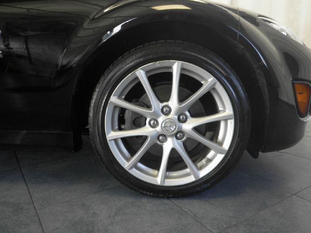 Mazda MX-5 Miata Unknown Convertible