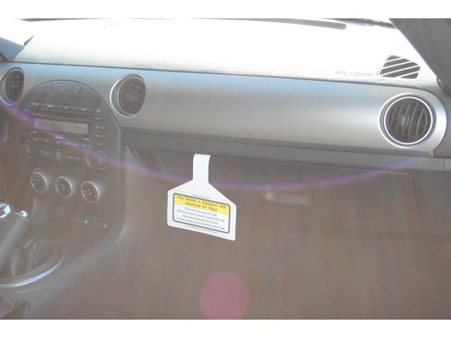 Mazda MX-5 Miata 2011 photo 5