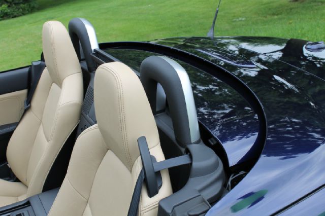 Mazda MX-5 Miata SC Convertible