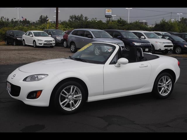 Mazda MX-5 Miata 2012 photo 1