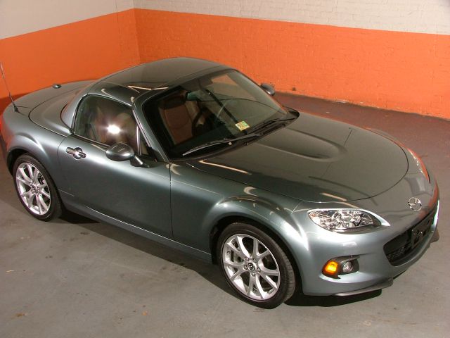 Mazda MX-5 Miata 2013 photo 2