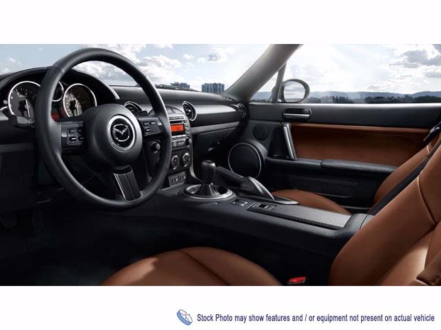 Mazda MX-5 Miata 2013 photo 2