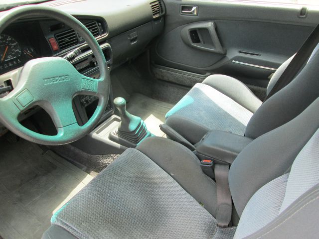 Mazda MX-6 1990 photo 2