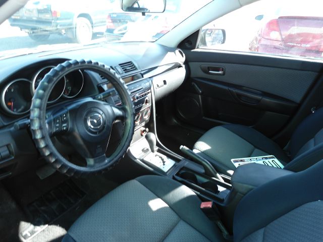 Mazda Mazda 2004 photo 3