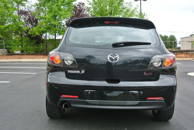 Mazda Mazda3 2004 photo 1