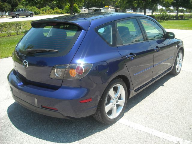 Mazda Mazda3 2004 photo 4