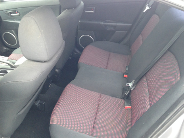 Mazda Mazda3 2005 photo 2