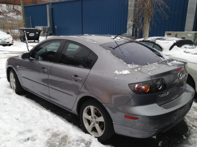 Mazda Mazda3 2005 photo 4