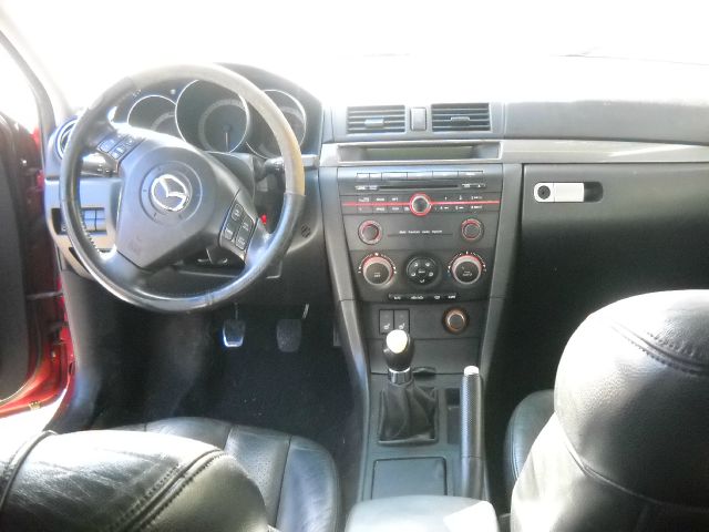 Mazda Mazda3 2006 photo 4