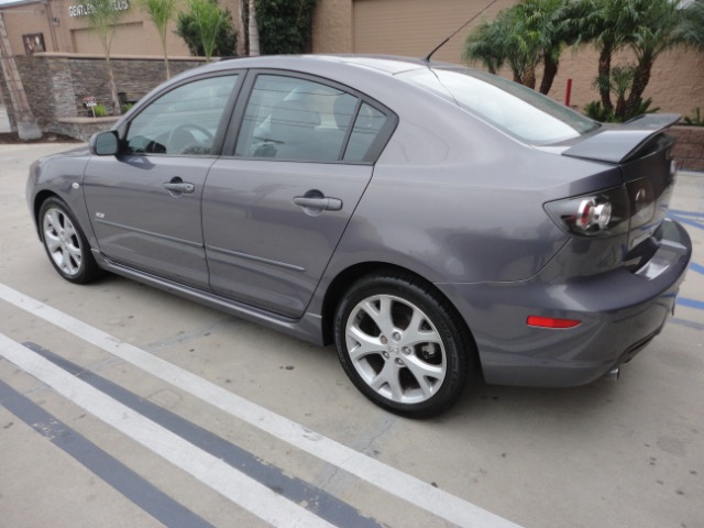 Mazda Mazda3 2007 photo 2
