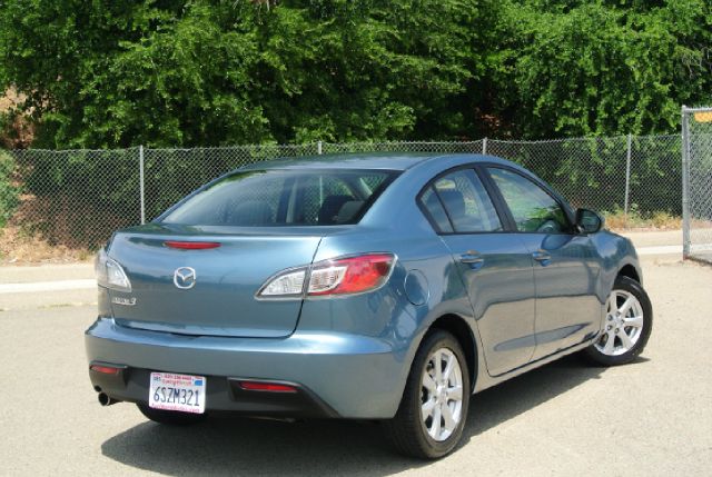 Mazda Mazda3 2011 photo 1