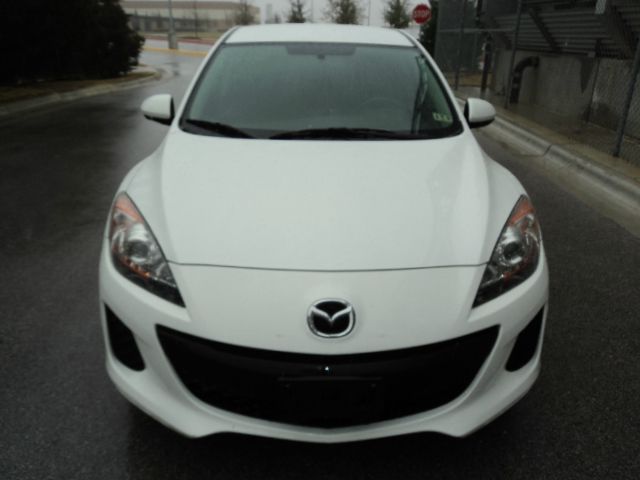 Mazda Mazda3 2012 photo 3