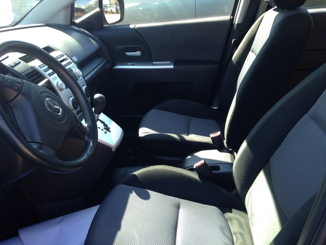 Mazda Mazda5 2006 photo 4