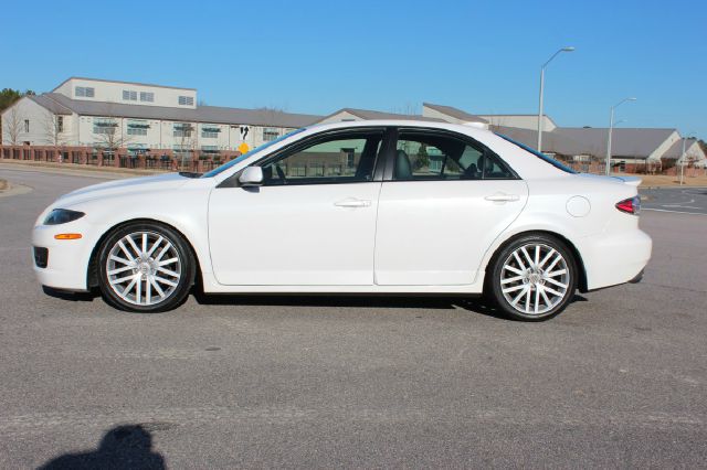 Mazda MazdaSpeed6 2006 photo 2