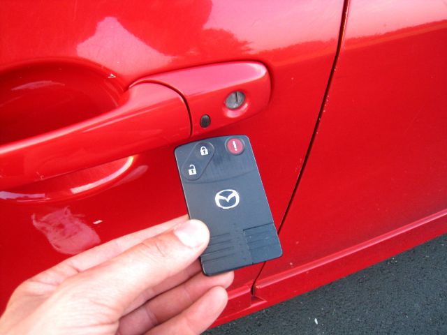 Mazda MazdaSpeed6 2006 photo 13