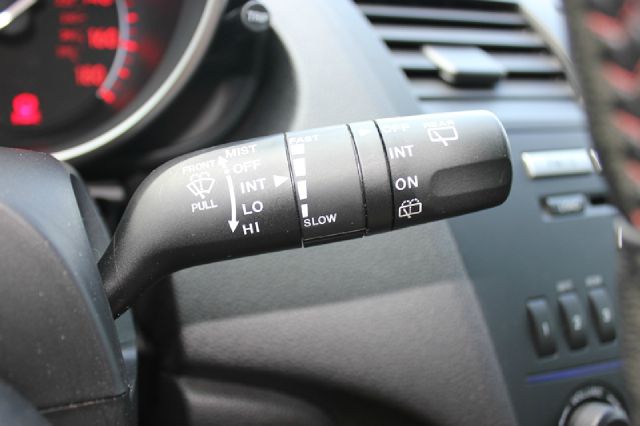 Mazda Mazdaspeed3 2010 photo 18