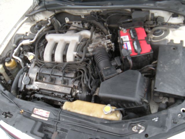 Mazda Millenia 2002 photo 4