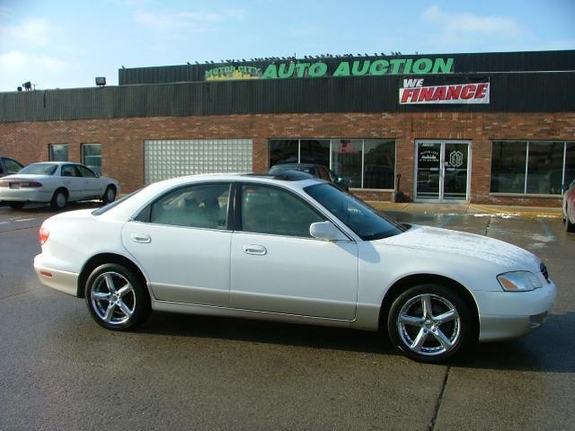 Mazda Millenia 2002 photo 2