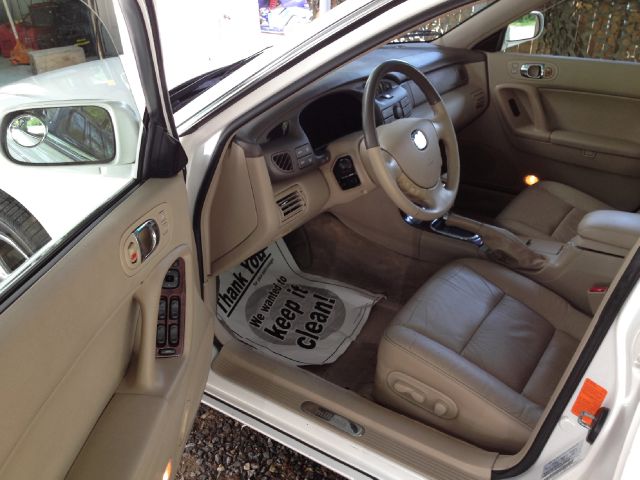 Mazda Millenia 2002 photo 4